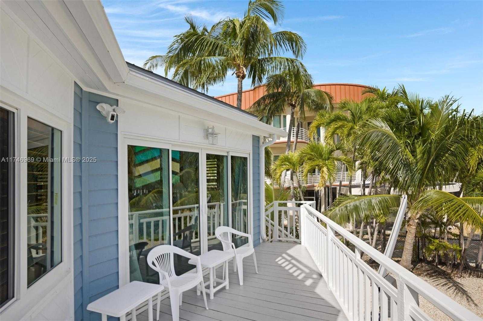 Small Image of 815 EAST SHORE DR, Lower Keys Number 21