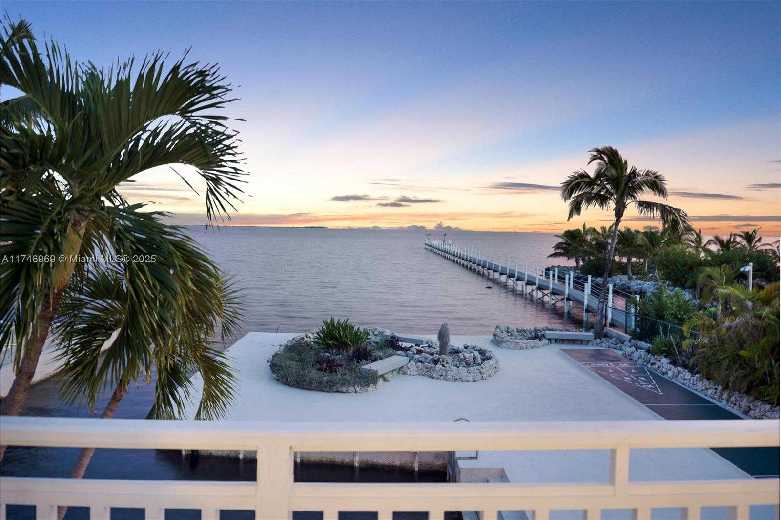 Small Image of 815 EAST SHORE DR, Lower Keys Number 3