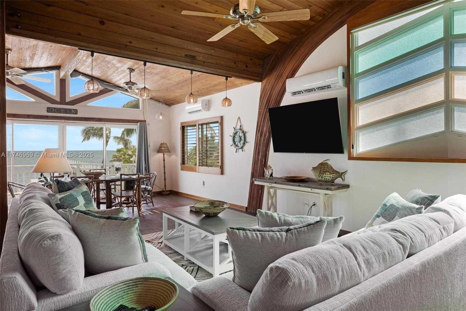 Small Image of 815 EAST SHORE DR, Lower Keys Number 4