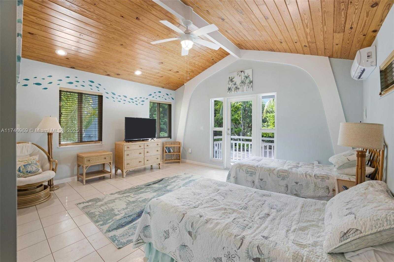 Small Image of 815 EAST SHORE DR, Lower Keys Number 44