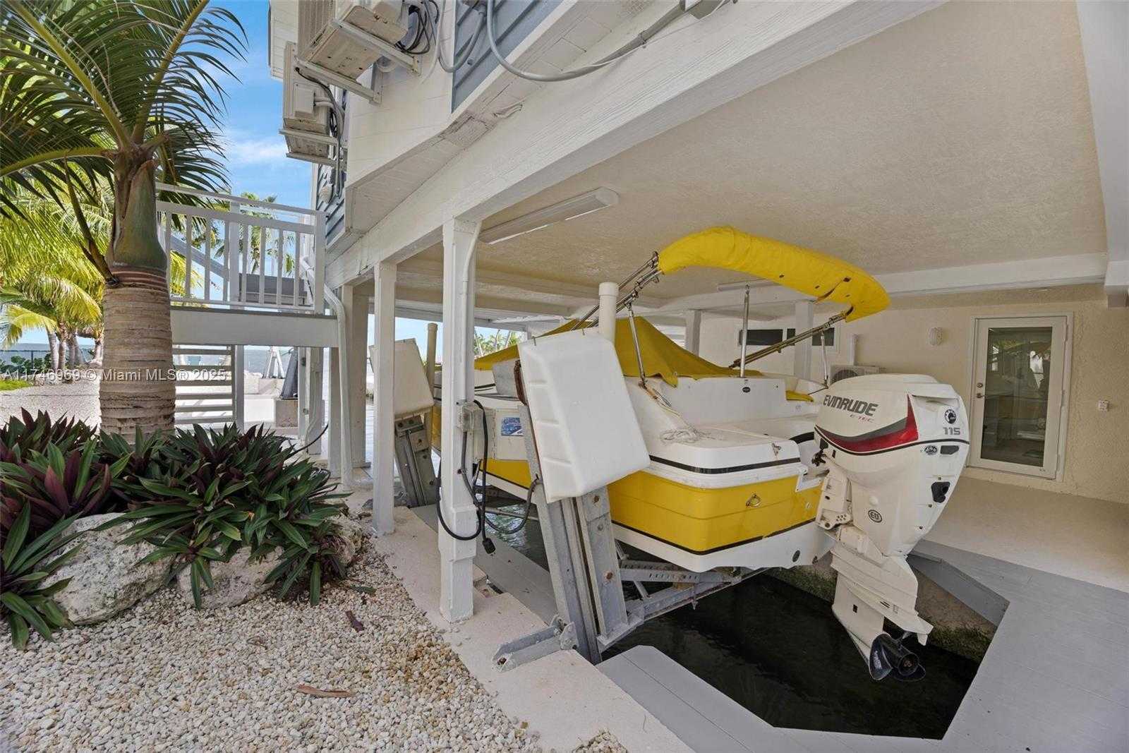 Small Image of 815 EAST SHORE DR, Lower Keys Number 64
