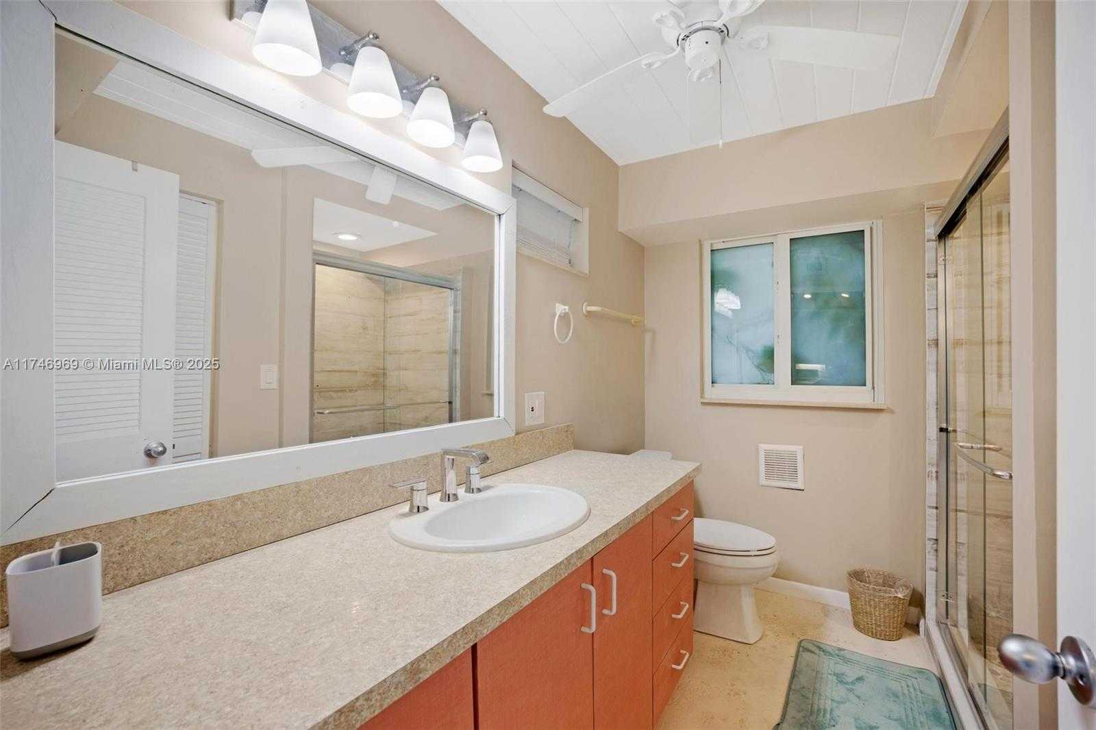 Small Image of 815 EAST SHORE DR, Lower Keys Number 69