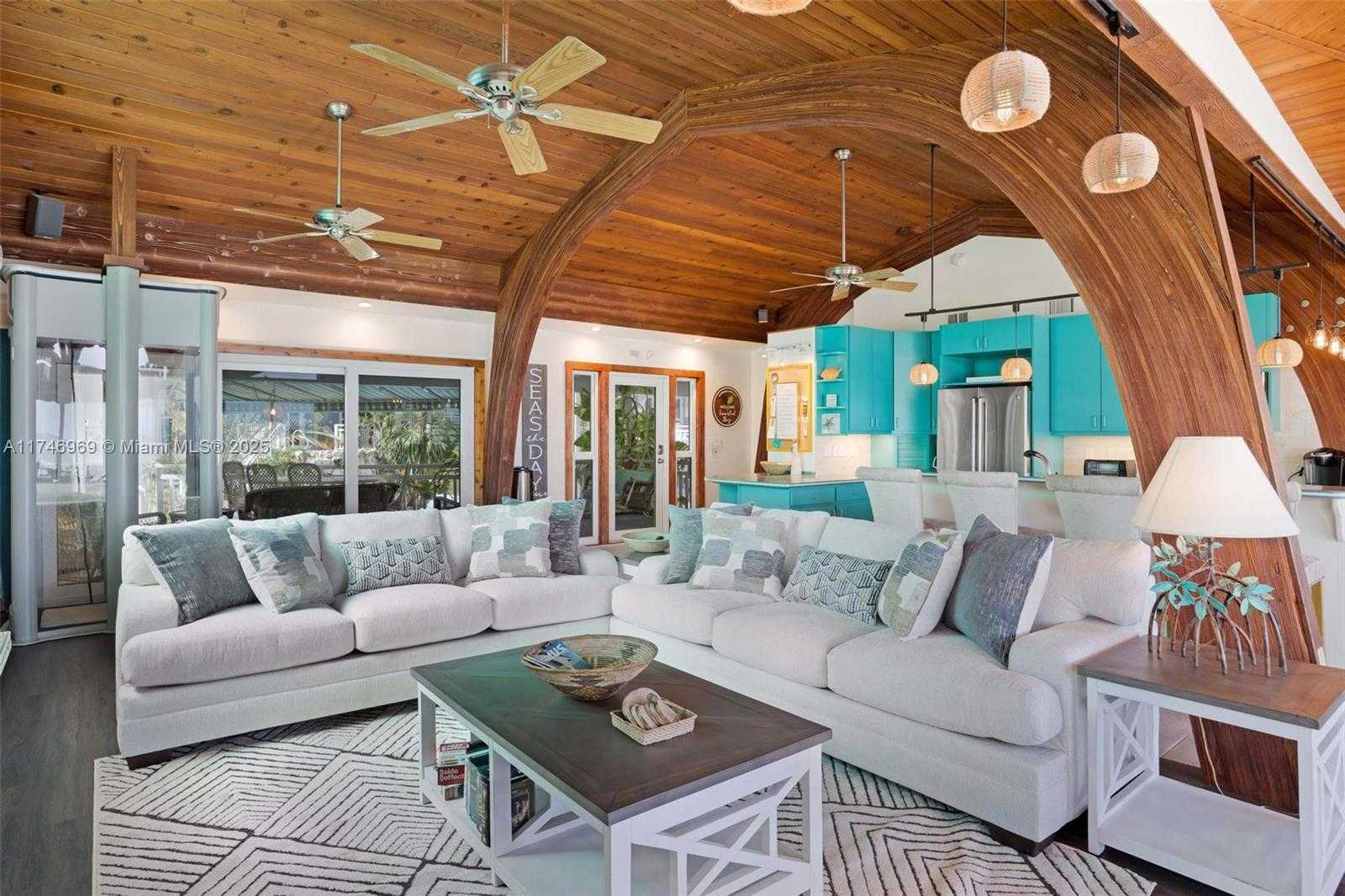 Small Image of 815 EAST SHORE DR, Lower Keys Number 7