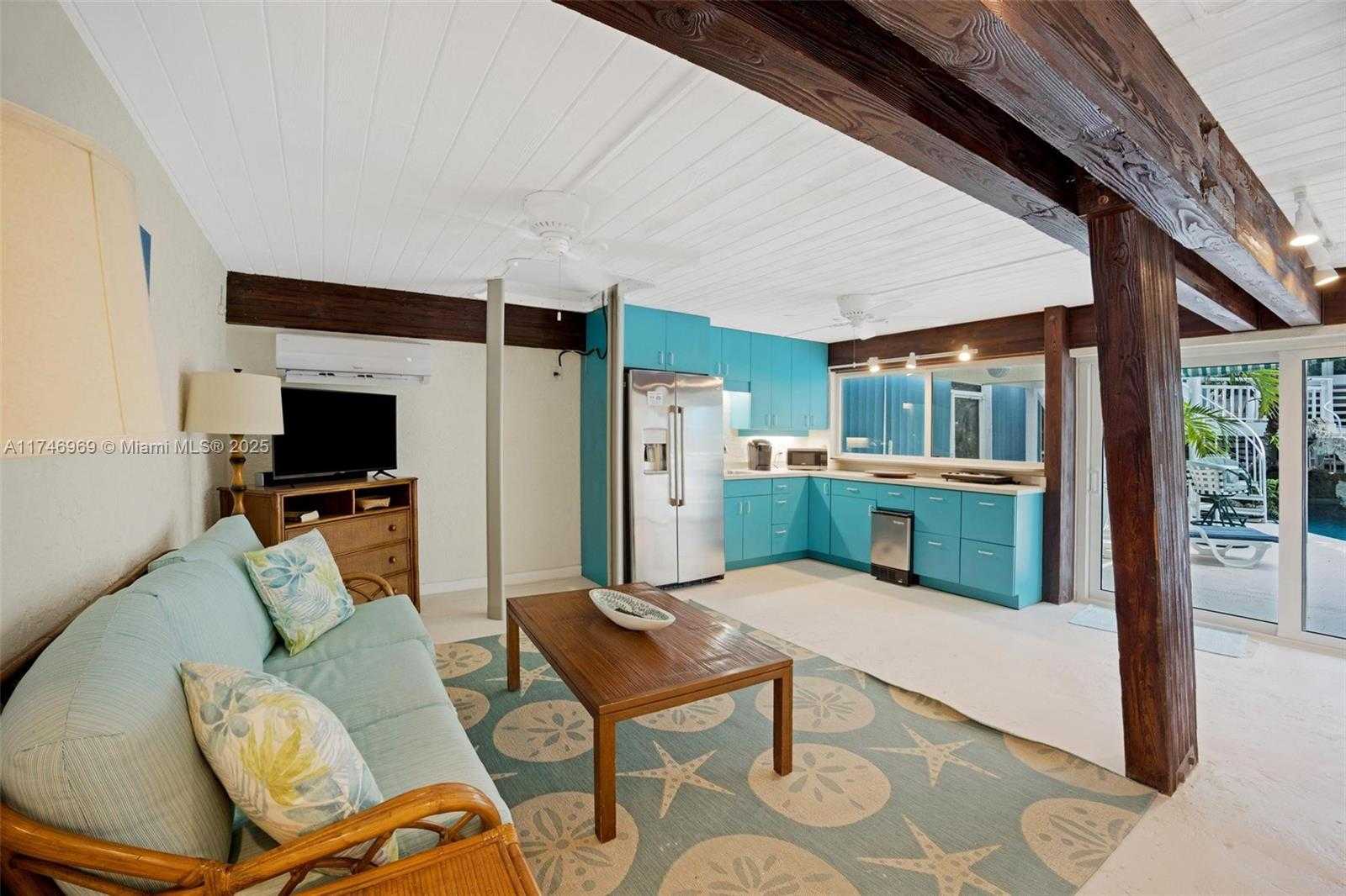 Small Image of 815 EAST SHORE DR, Lower Keys Number 74