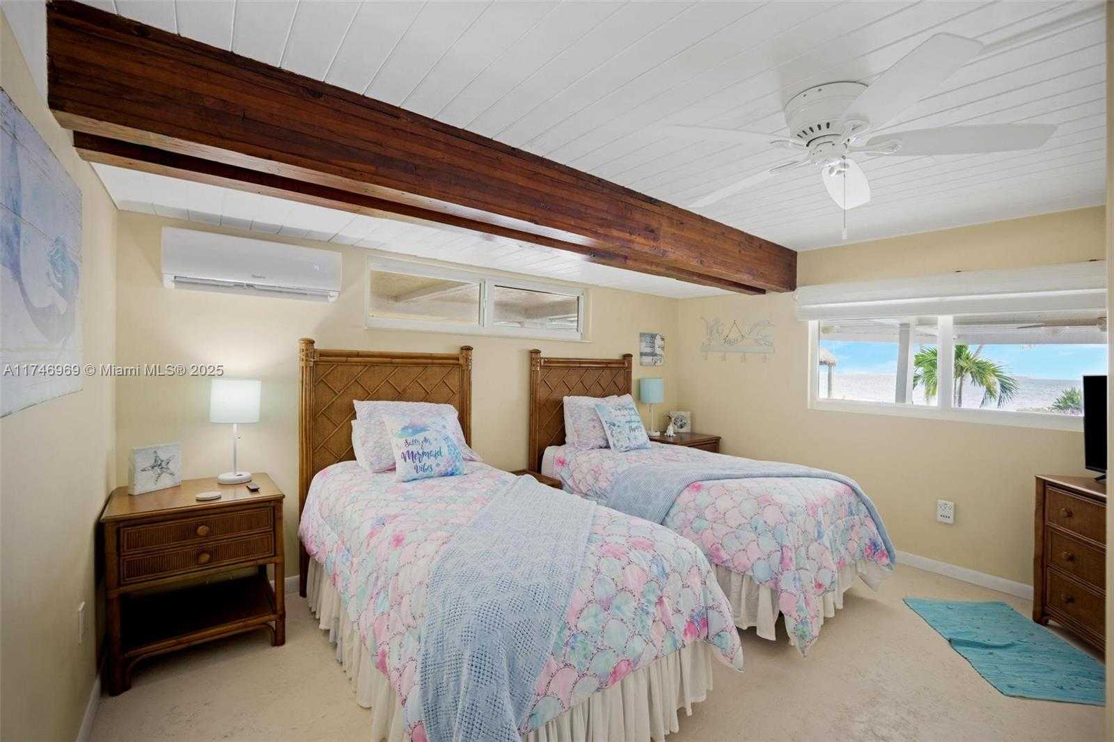Small Image of 815 EAST SHORE DR, Lower Keys Number 75