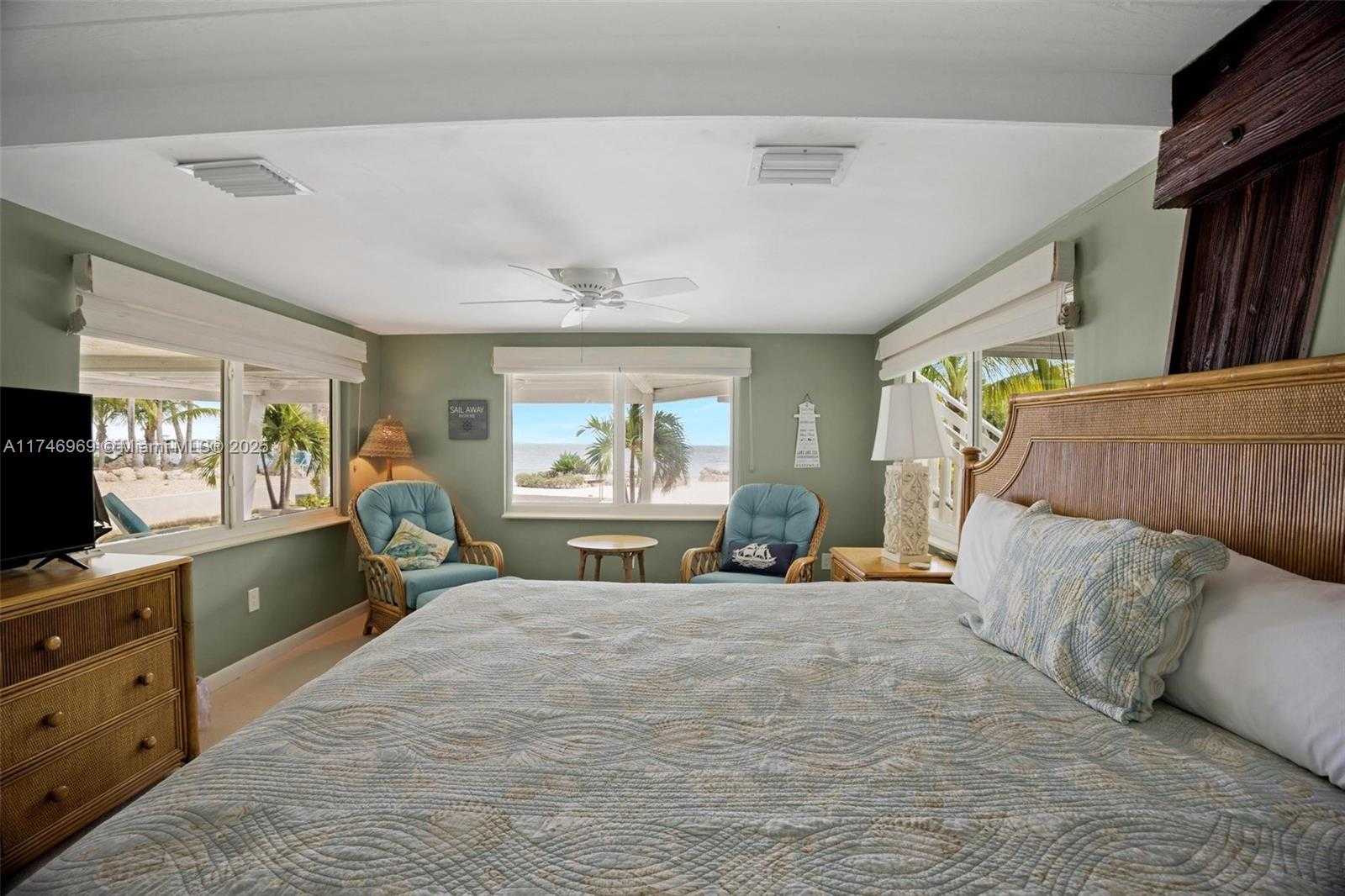 Small Image of 815 EAST SHORE DR, Lower Keys Number 78