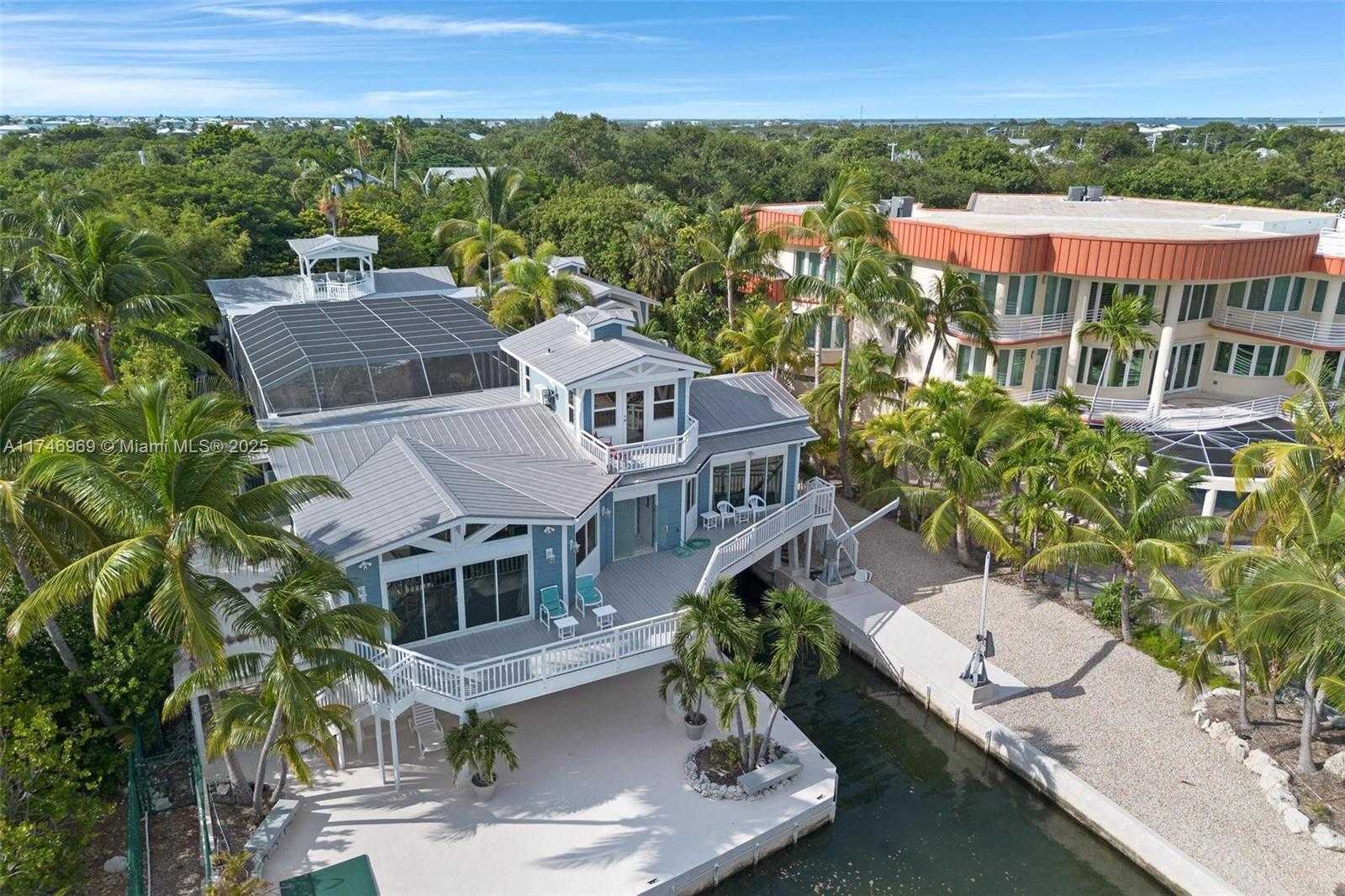 Small Image of 815 EAST SHORE DR, Lower Keys Number 92