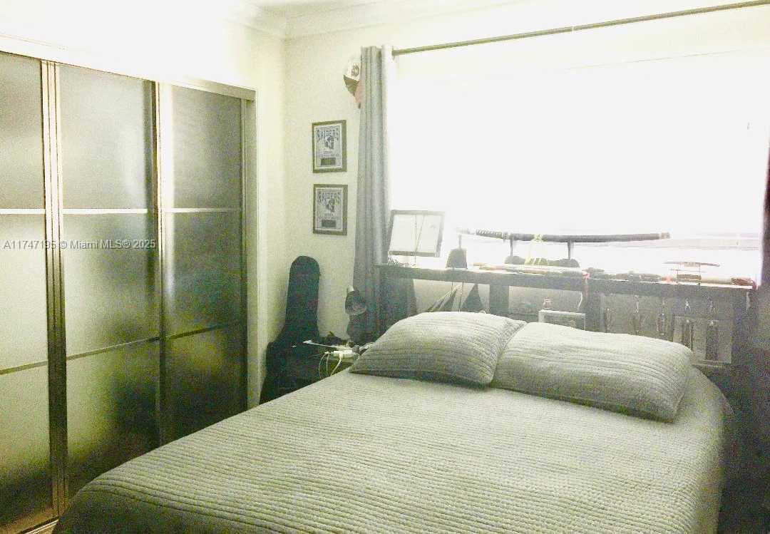 Small Image of 1460 TAGUS AVE, Coral Gables Number 16