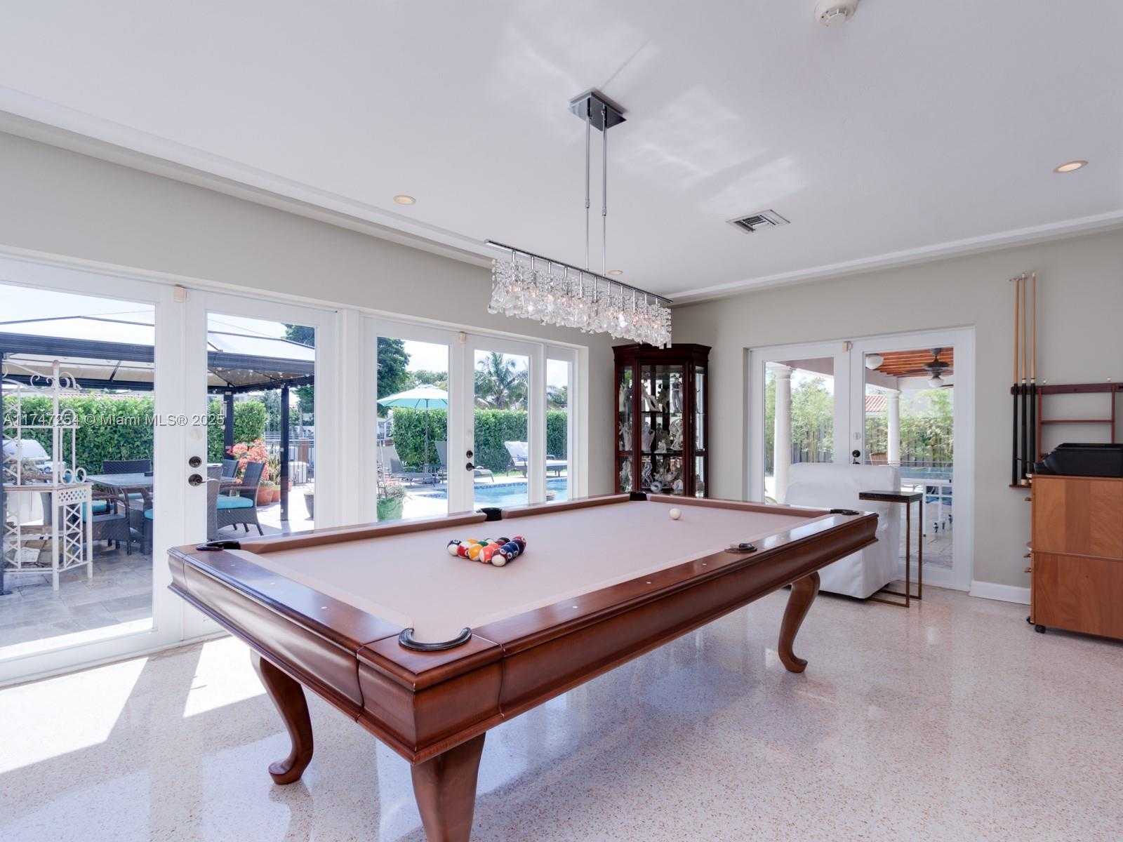 Small Image of 13205 CORONADO DR, North Miami Number 13