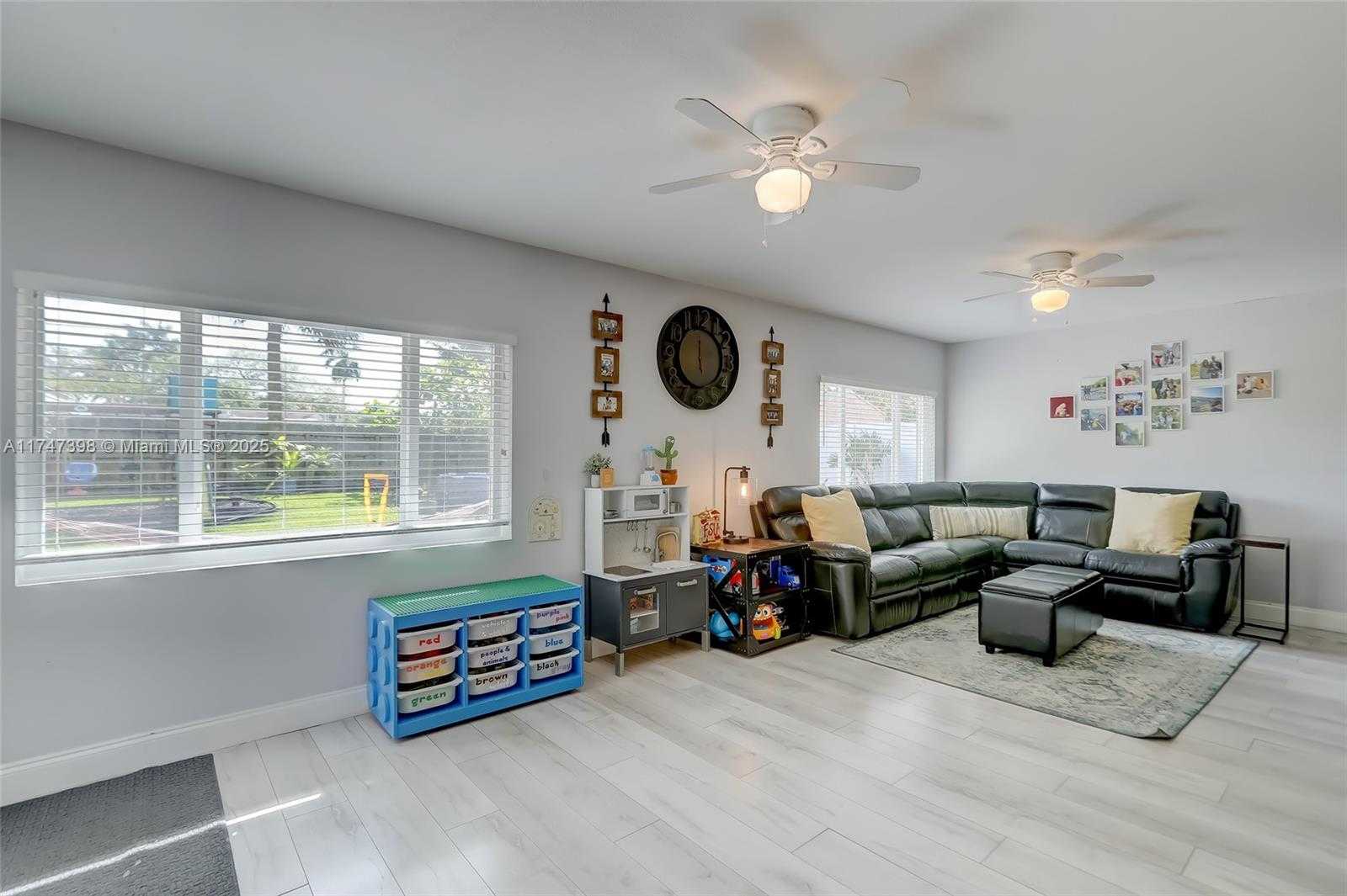 Small Image of 1516 SOUTH WEST 30TH AVE, Fort Lauderdale Number 18