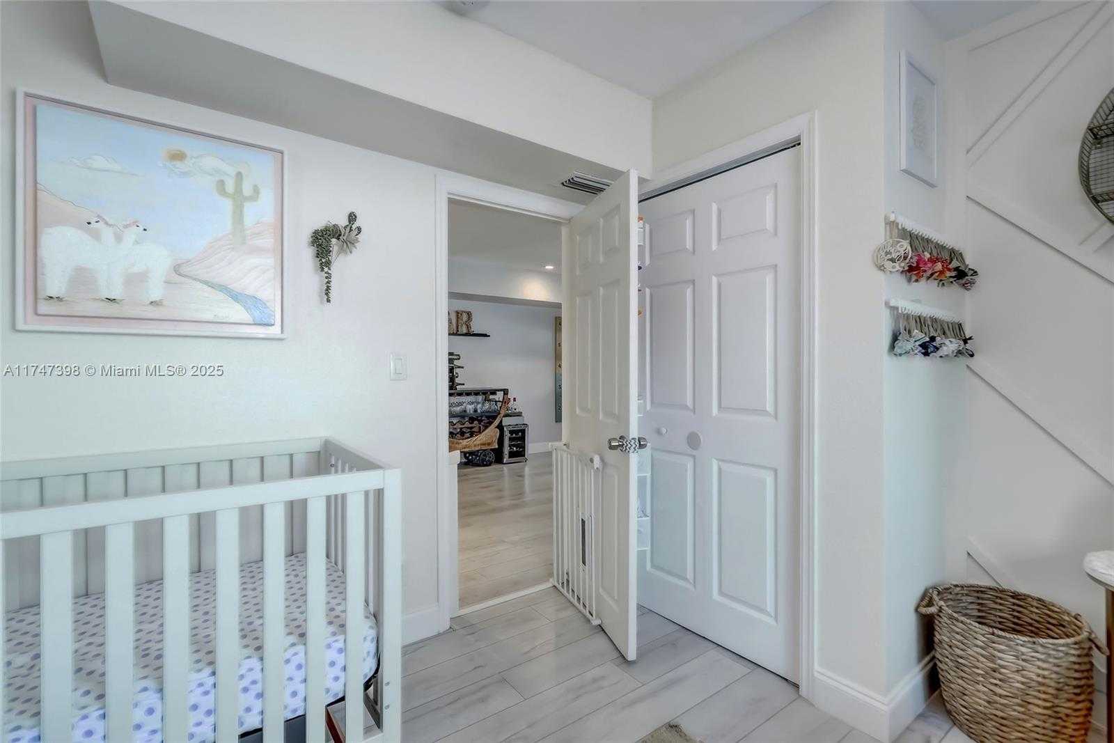 Small Image of 1516 SOUTH WEST 30TH AVE, Fort Lauderdale Number 23
