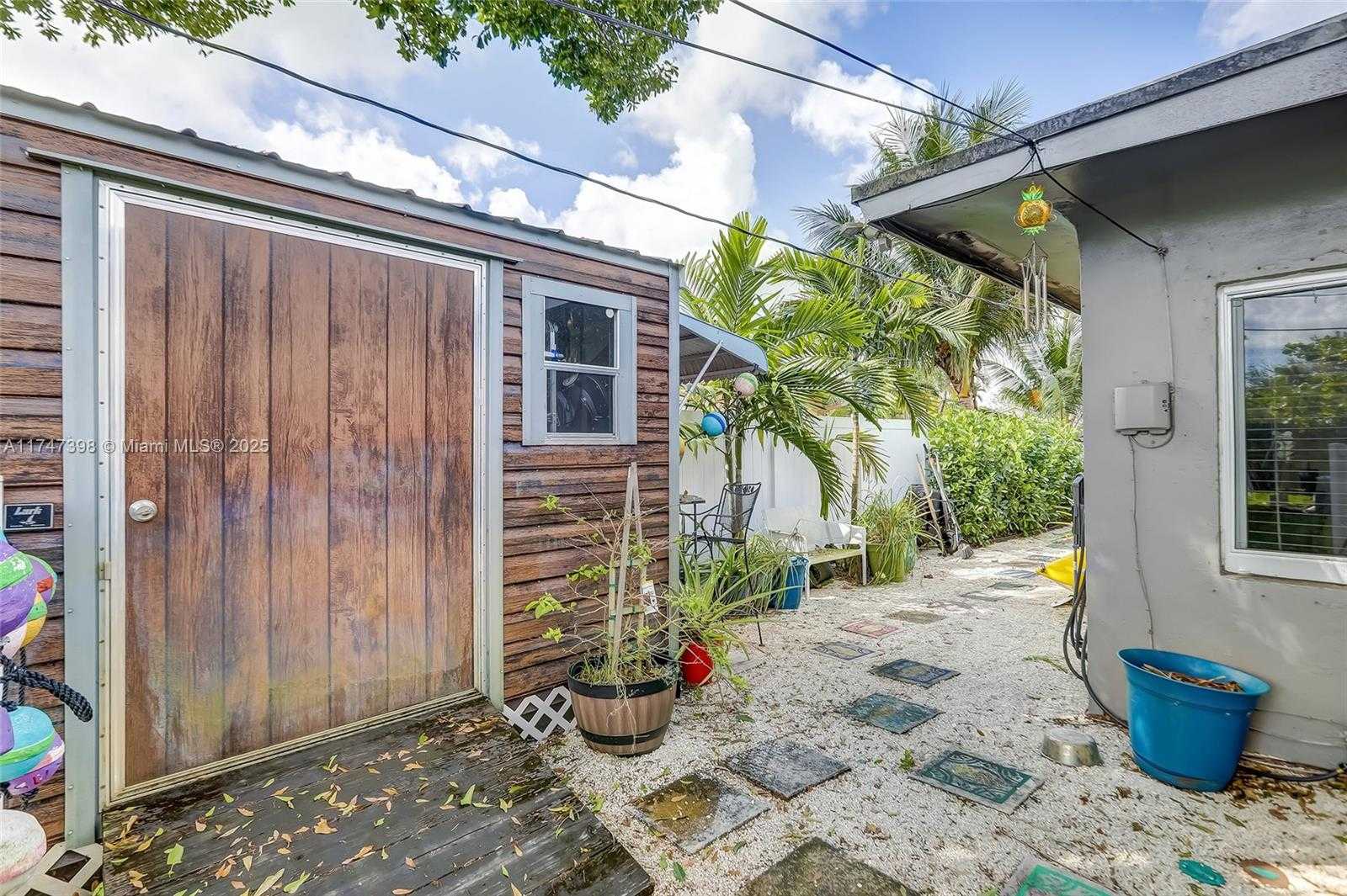 Small Image of 1516 SOUTH WEST 30TH AVE, Fort Lauderdale Number 34