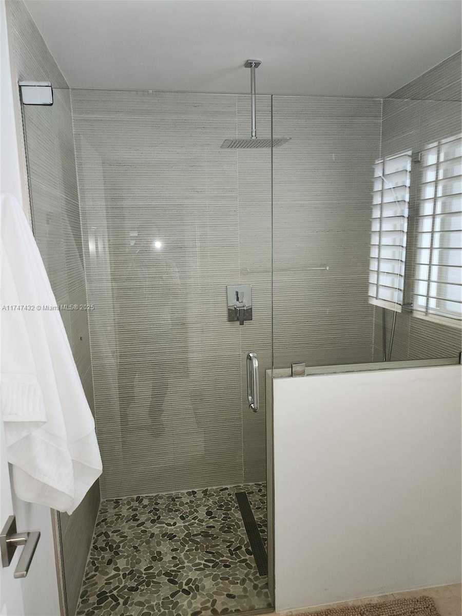 Small Image of 2513 SOUTH EAST 12TH ST, Pompano Beach Number 20