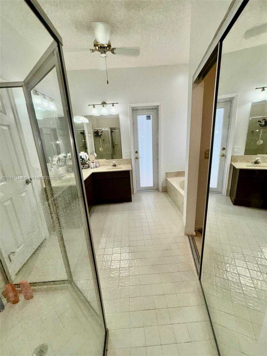 Small Image of 9501 NORTH WEST 18TH MNR, Plantation Number 55