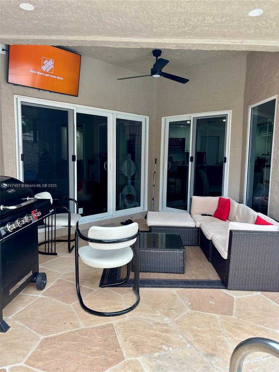 Small Image of 9501 NORTH WEST 18TH MNR, Plantation Number 65