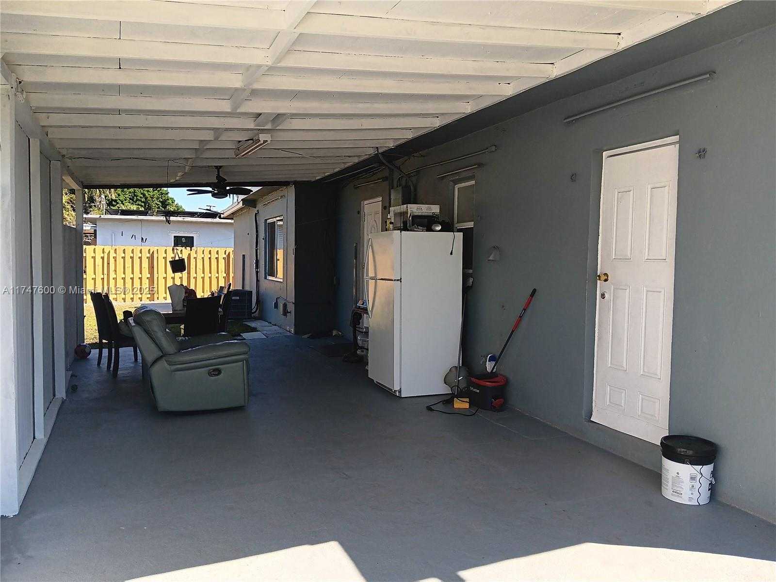 Small Image of 29130 KENTUCKY RD, Homestead Number 18