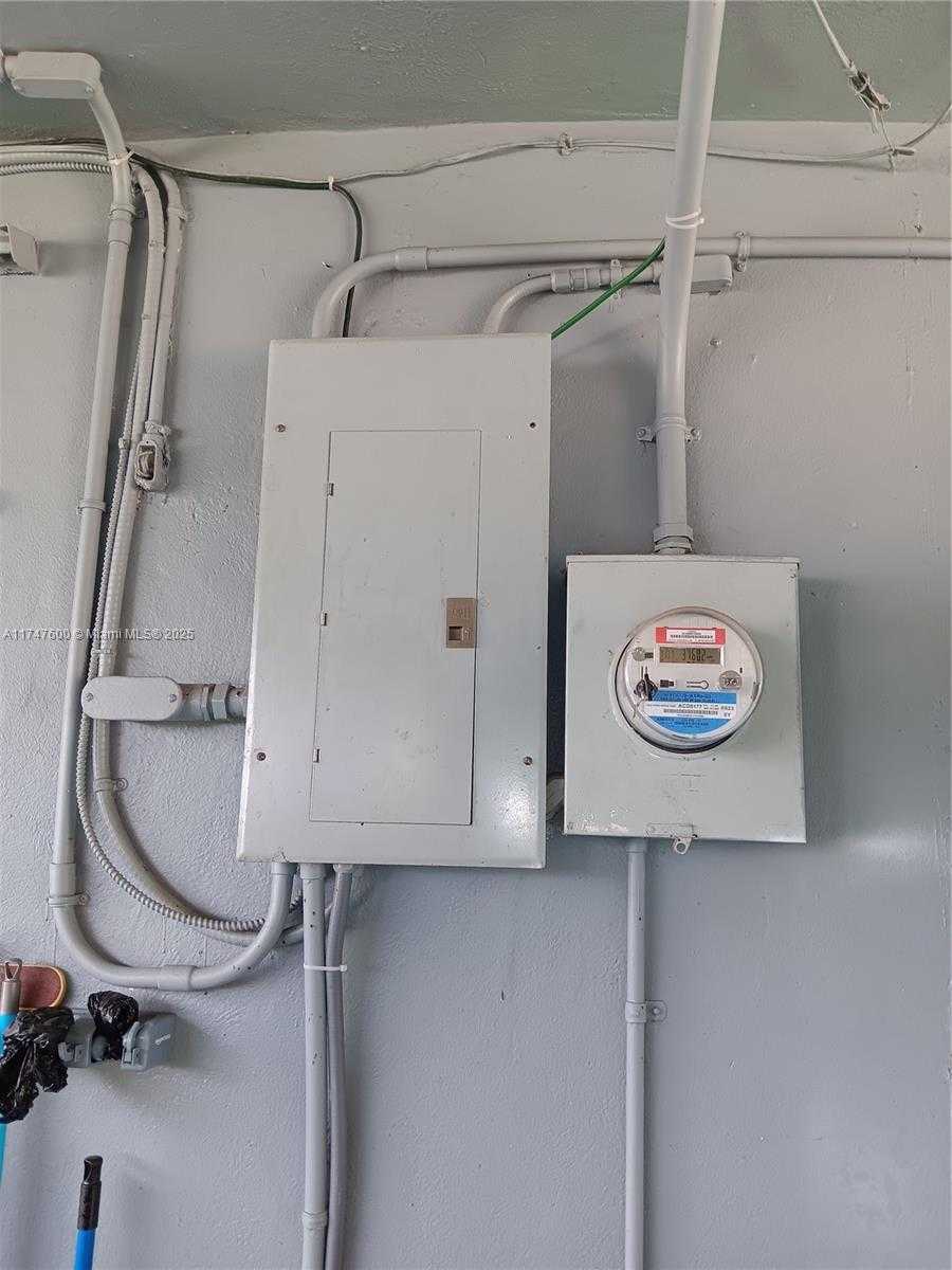 Small Image of 29130 KENTUCKY RD, Homestead Number 19
