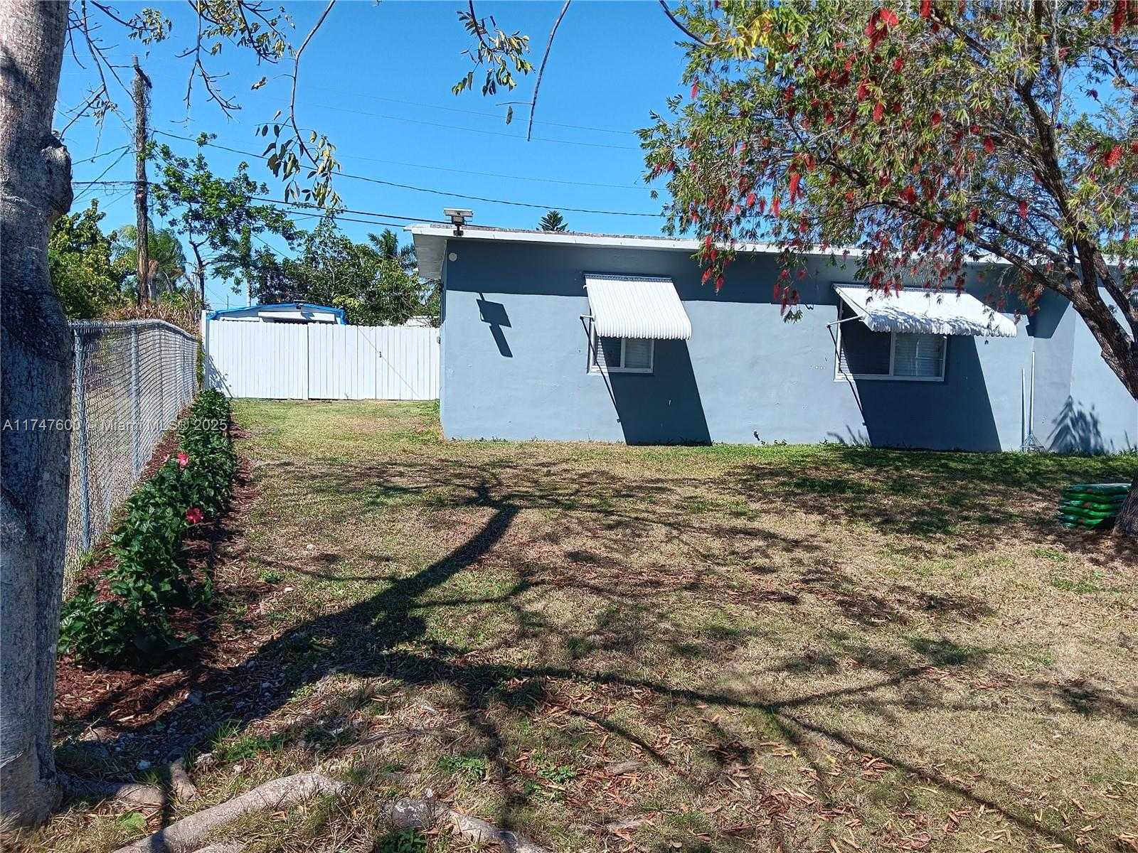 Small Image of 29130 KENTUCKY RD, Homestead Number 27