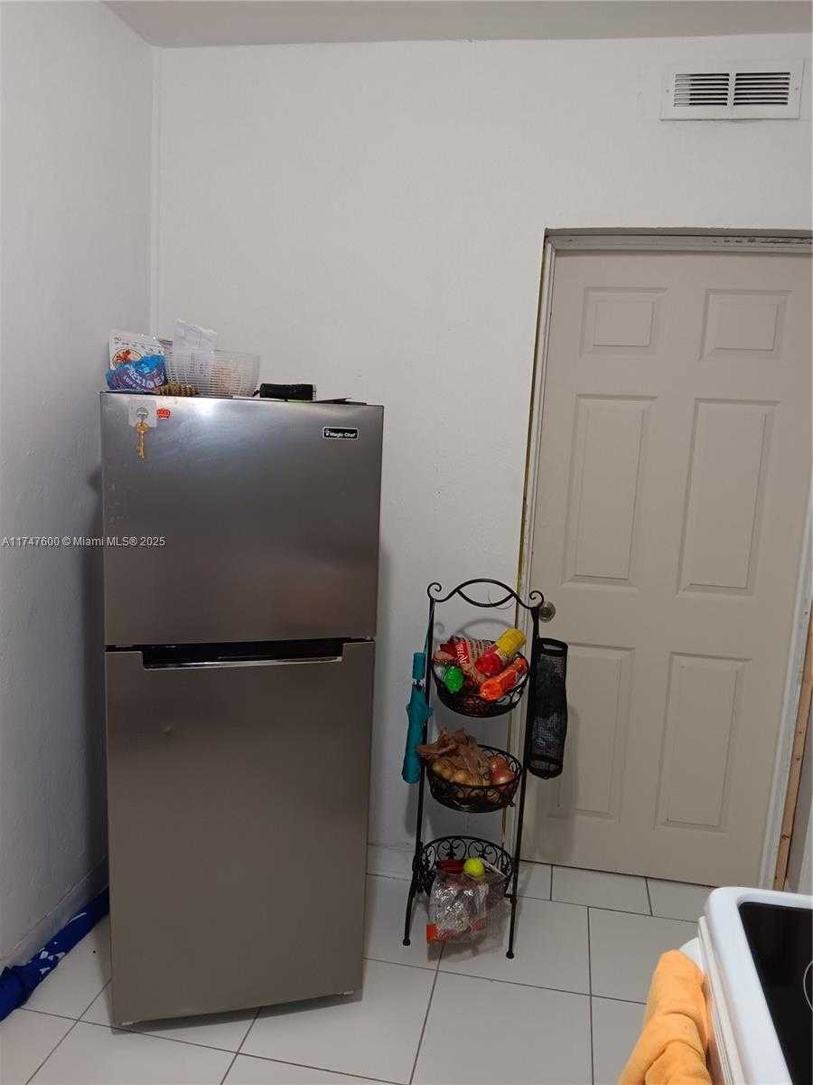 Small Image of 29130 KENTUCKY RD, Homestead Number 39