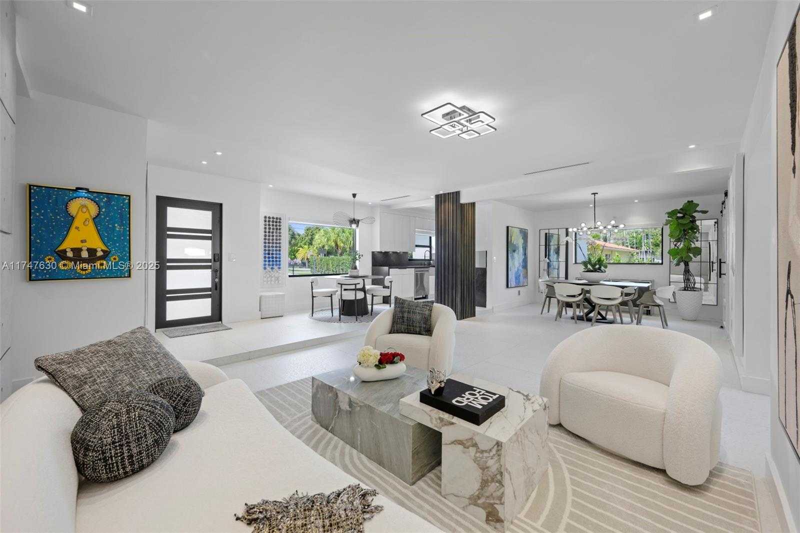 Small Image of 14745 NORTH SPUR DR, Miami Number 4