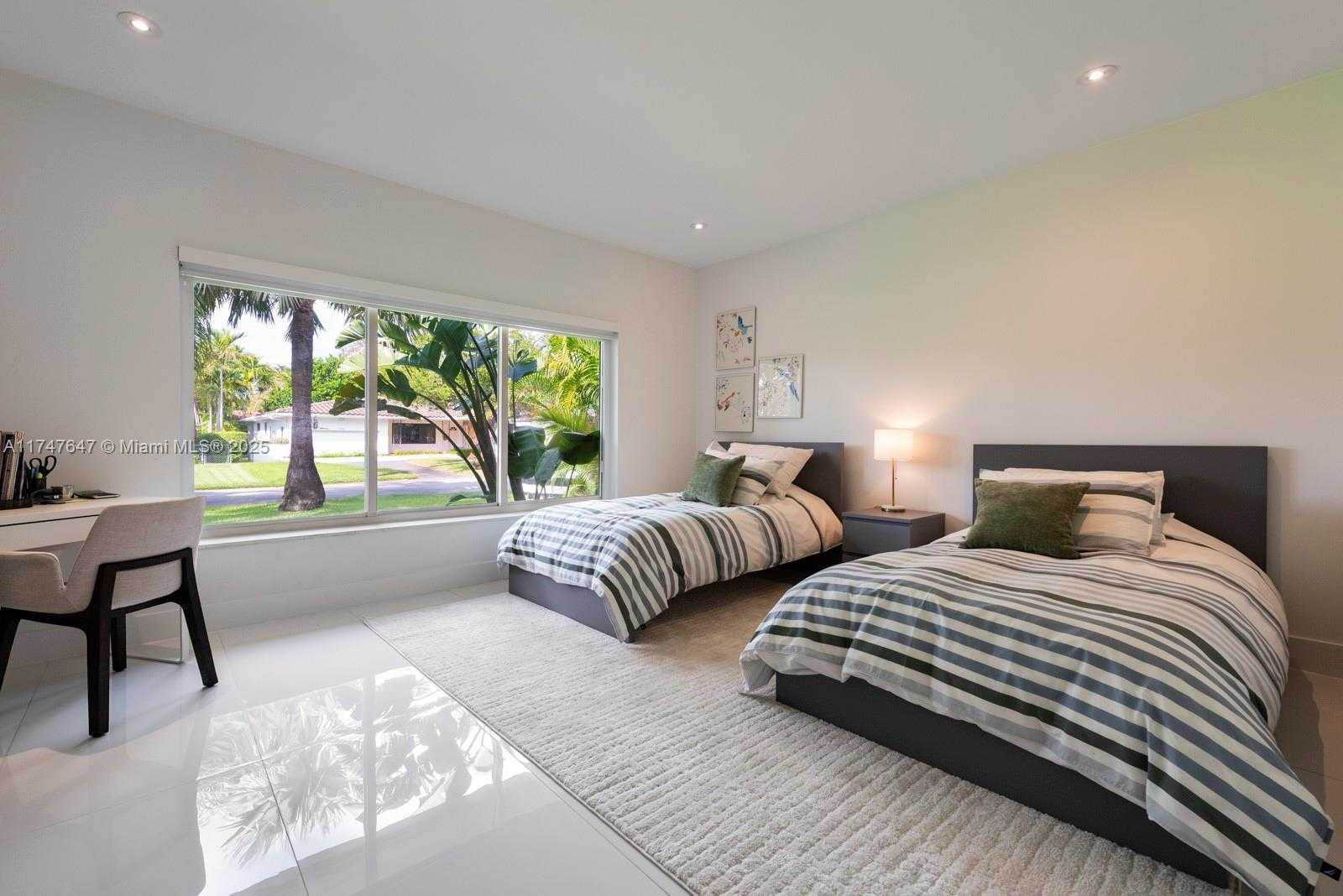 Small Image of 1270 NORTH EAST 97TH ST, Miami Shores Number 8