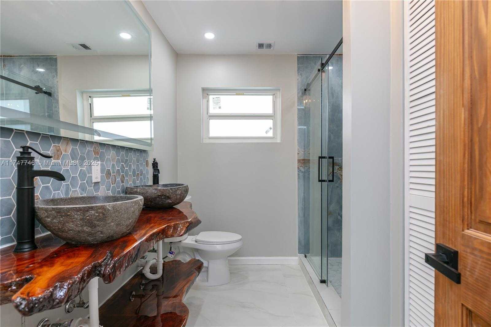 Small Image of 1507 HARDING ST, Hollywood Number 17