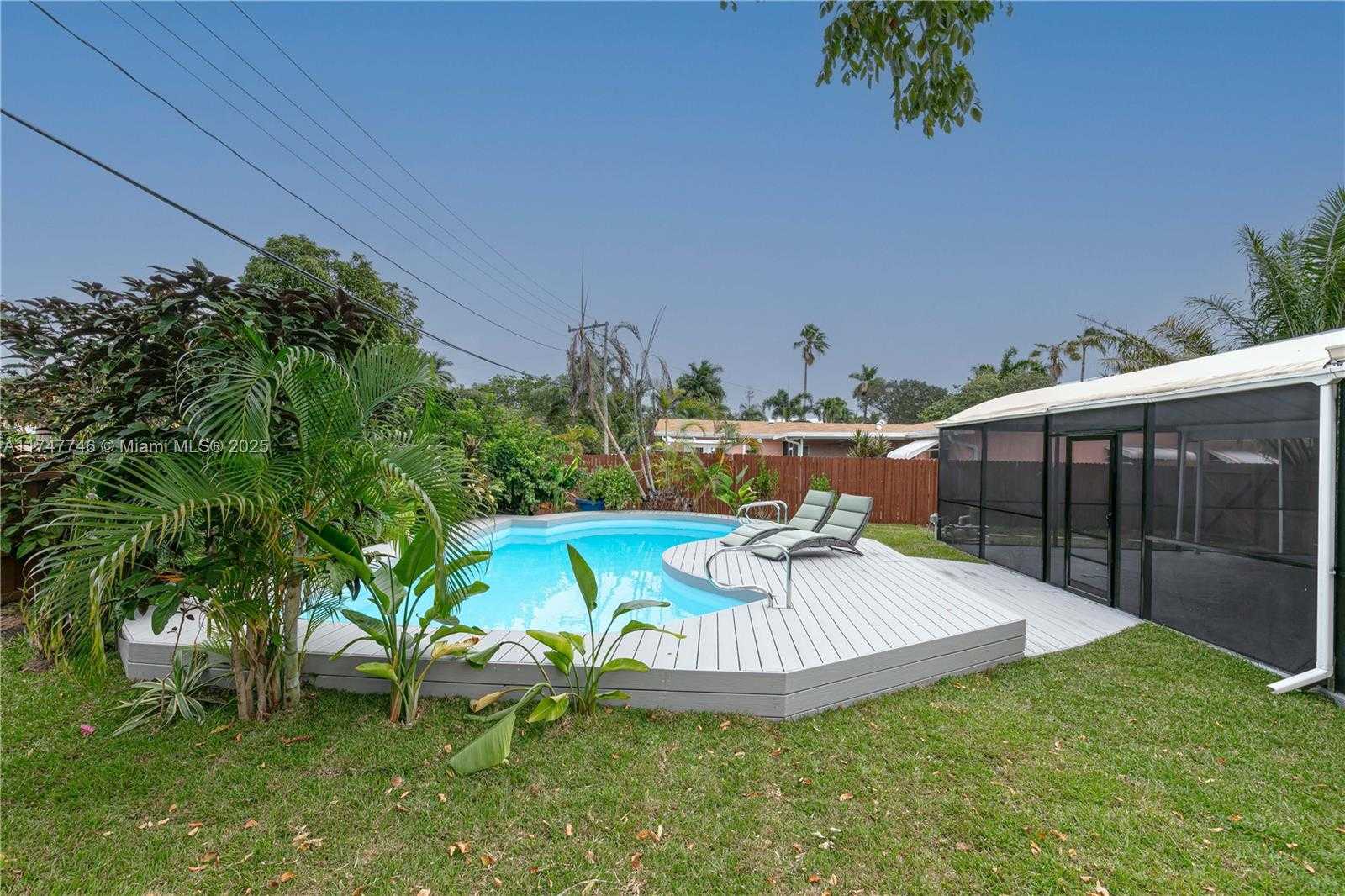 Small Image of 1507 HARDING ST, Hollywood Number 26