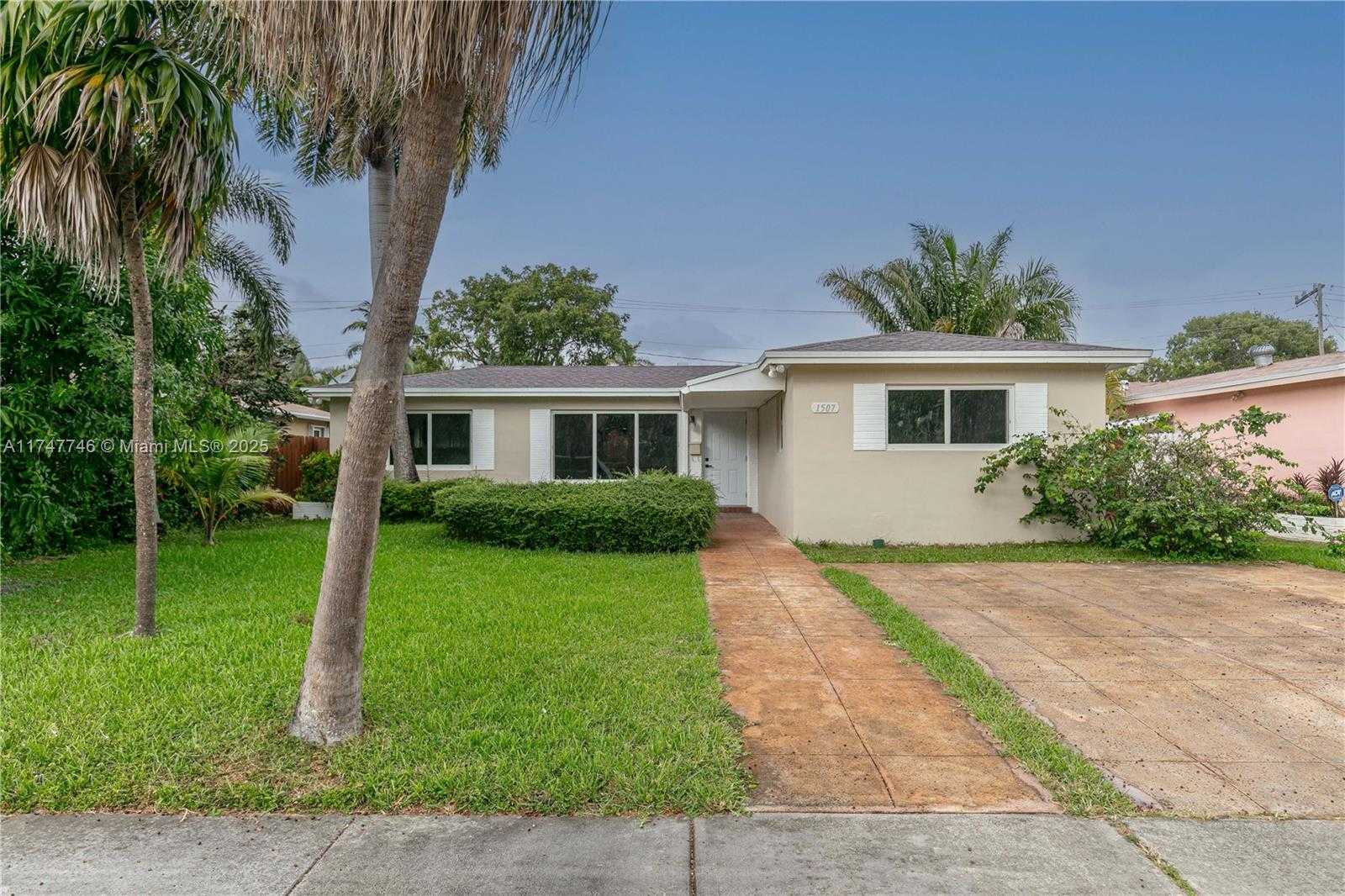 Small Image of 1507 HARDING ST, Hollywood Number 36