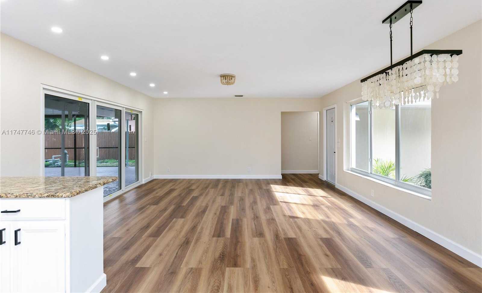 Small Image of 1507 HARDING ST, Hollywood Number 7