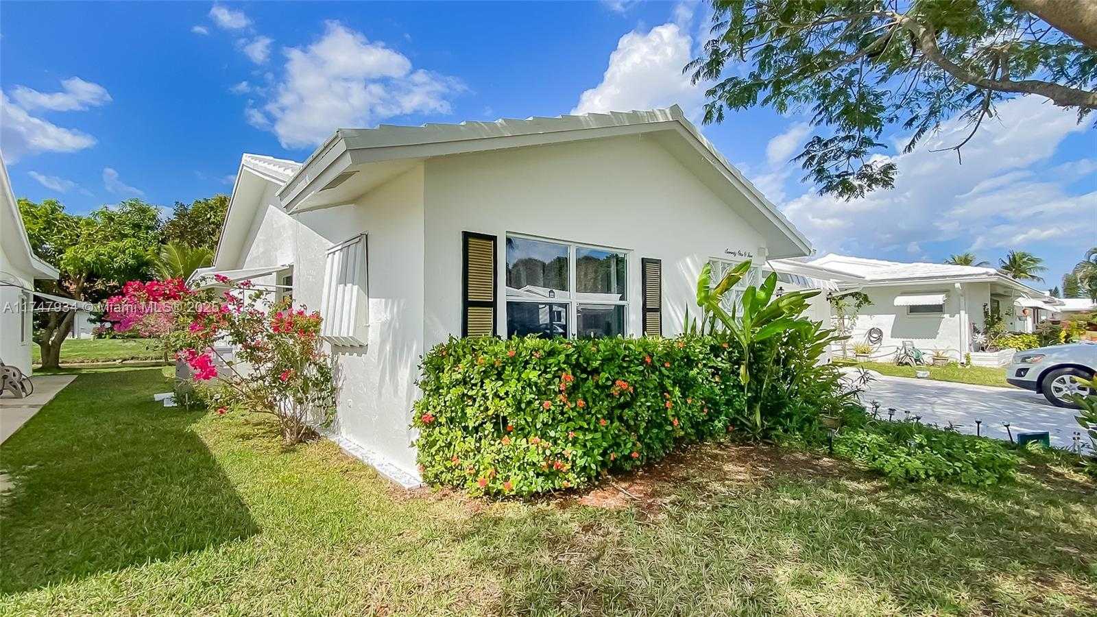 Small Image of 7105 NORTH WEST 73RD AVE, Margate Number 3