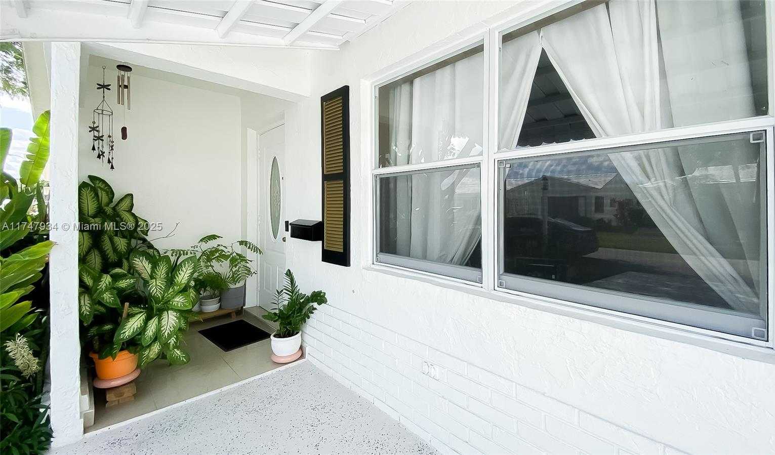 Small Image of 7105 NORTH WEST 73RD AVE, Margate Number 5