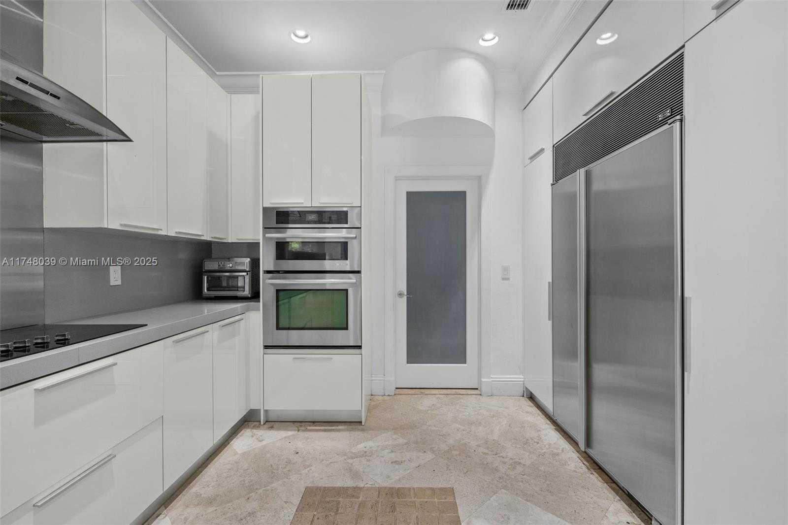 Small Image of 6 COCONUT LN, Key Biscayne Number 10