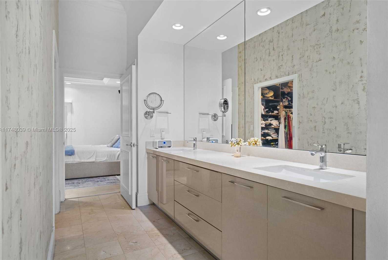 Small Image of 6 COCONUT LN, Key Biscayne Number 25