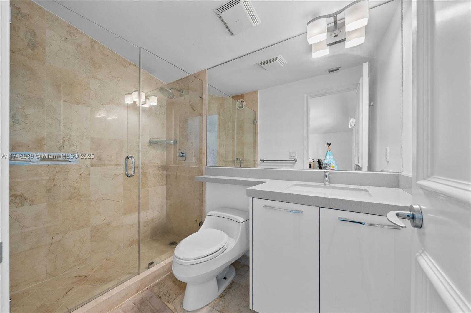 Small Image of 6 COCONUT LN, Key Biscayne Number 38