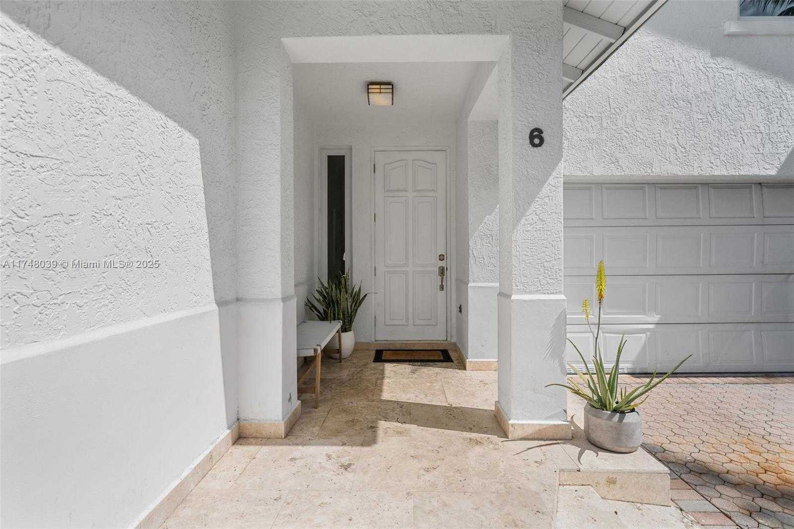Small Image of 6 COCONUT LN, Key Biscayne Number 4