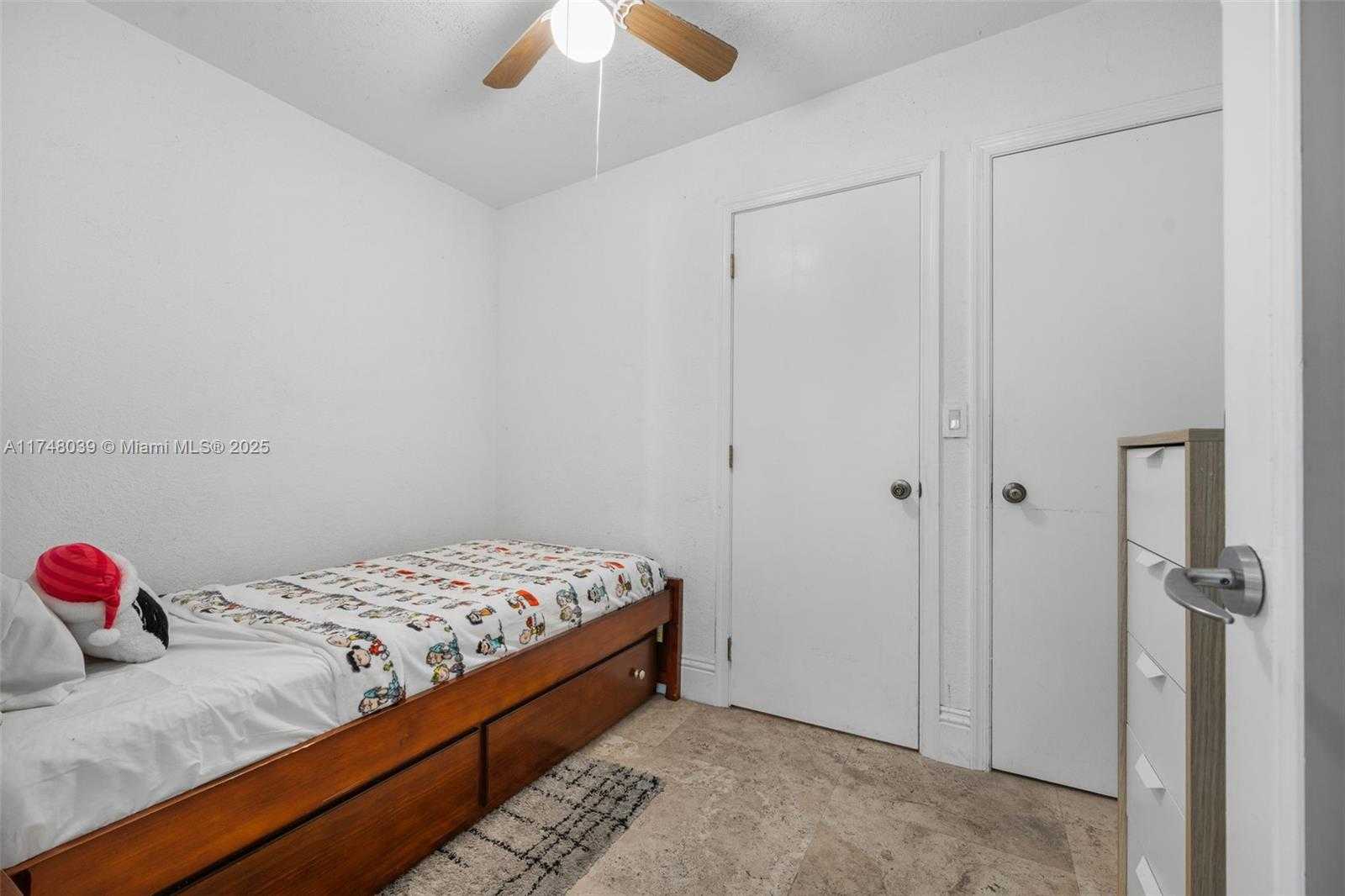 Small Image of 6 COCONUT LN, Key Biscayne Number 40