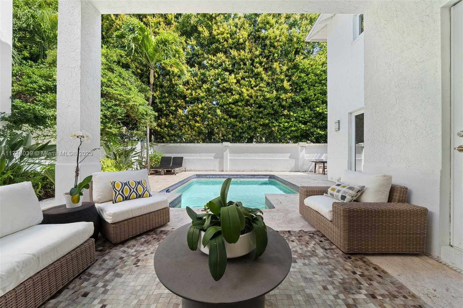 Small Image of 6 COCONUT LN, Key Biscayne Number 44