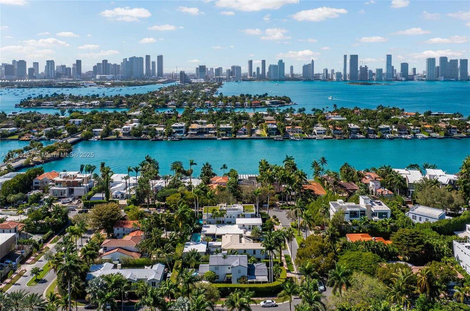 Small Image of 114 4TH RIVO ALTO TER, Miami Beach Number 37