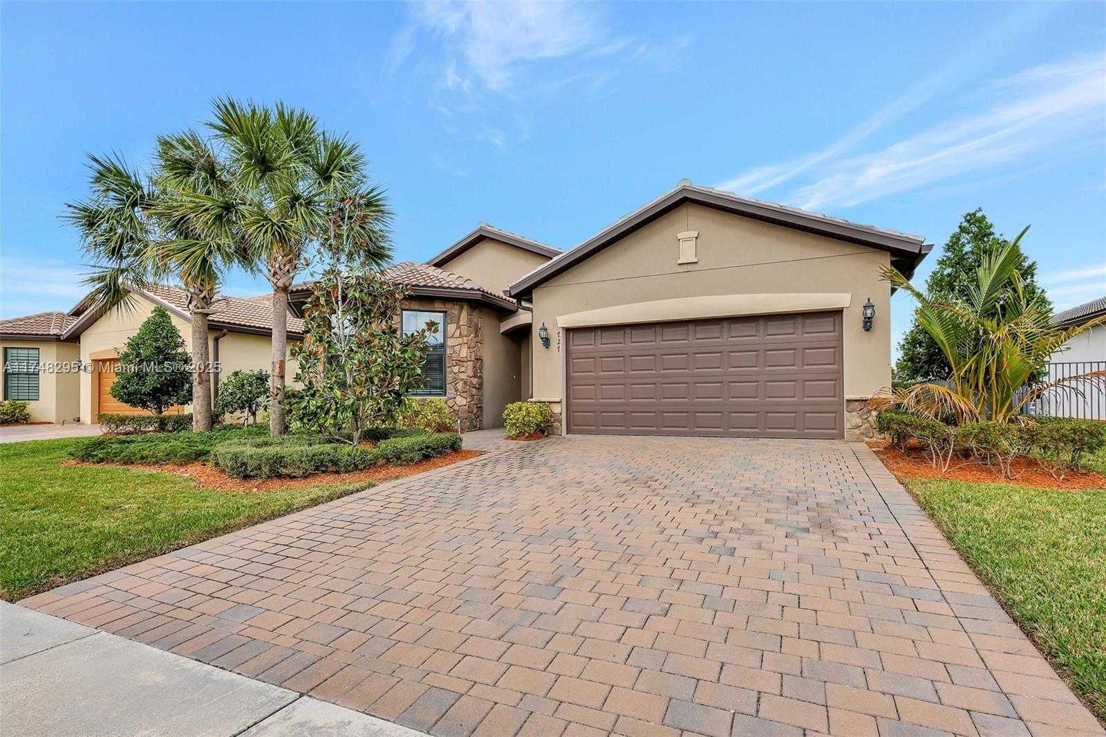 Small Image of 727 SOUTH EAST BOBOLI WAY, Port St. Lucie Number 3