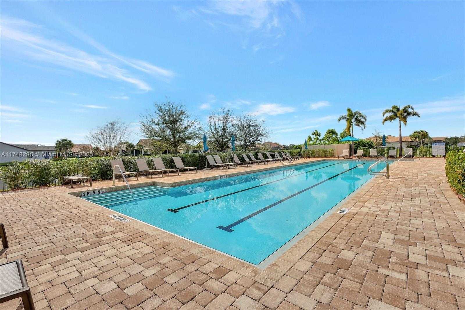 Small Image of 727 SOUTH EAST BOBOLI WAY, Port St. Lucie Number 42