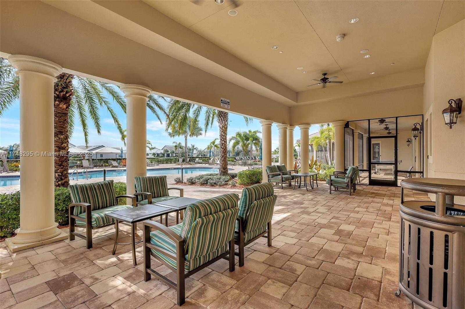 Small Image of 727 SOUTH EAST BOBOLI WAY, Port St. Lucie Number 51