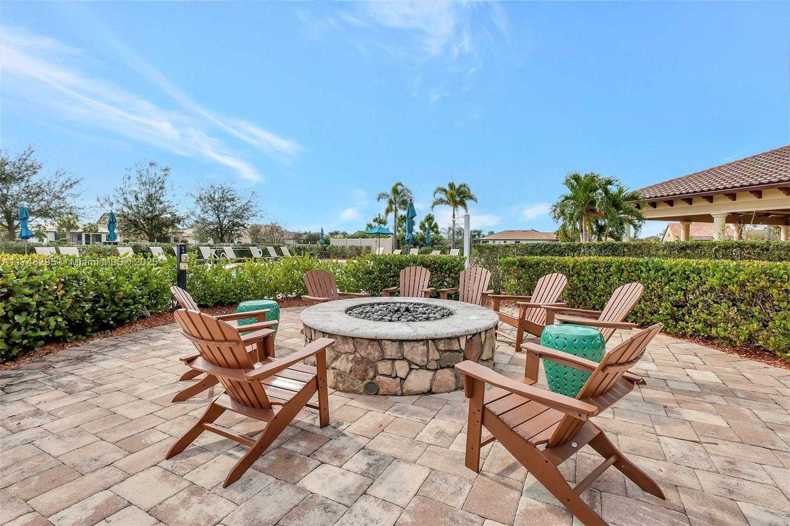 Small Image of 727 SOUTH EAST BOBOLI WAY, Port St. Lucie Number 54