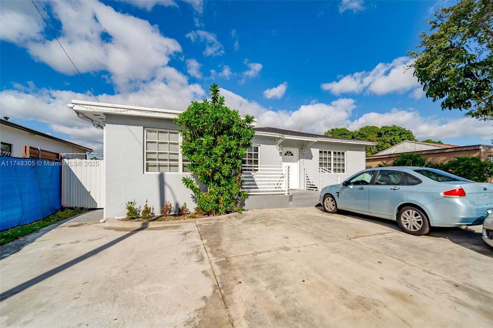 Small Image of 859 EAST 23RD ST, Hialeah Number 4