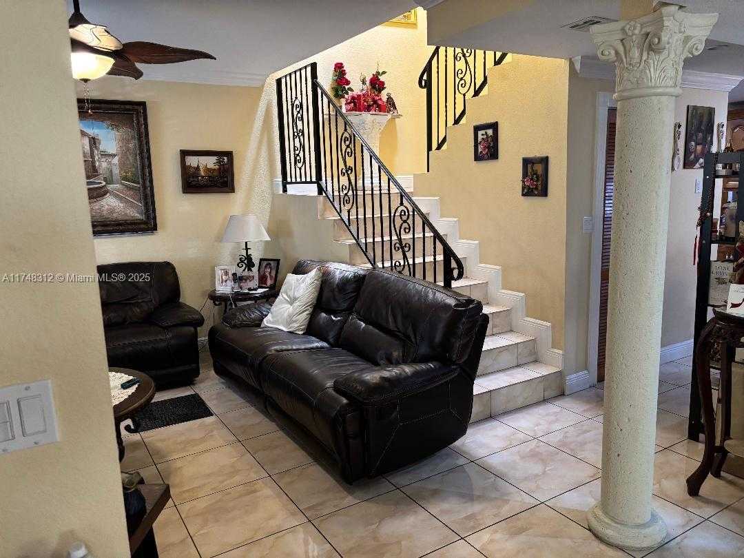Small Image of 4141 WEST 4TH AVE, Hialeah Number 5