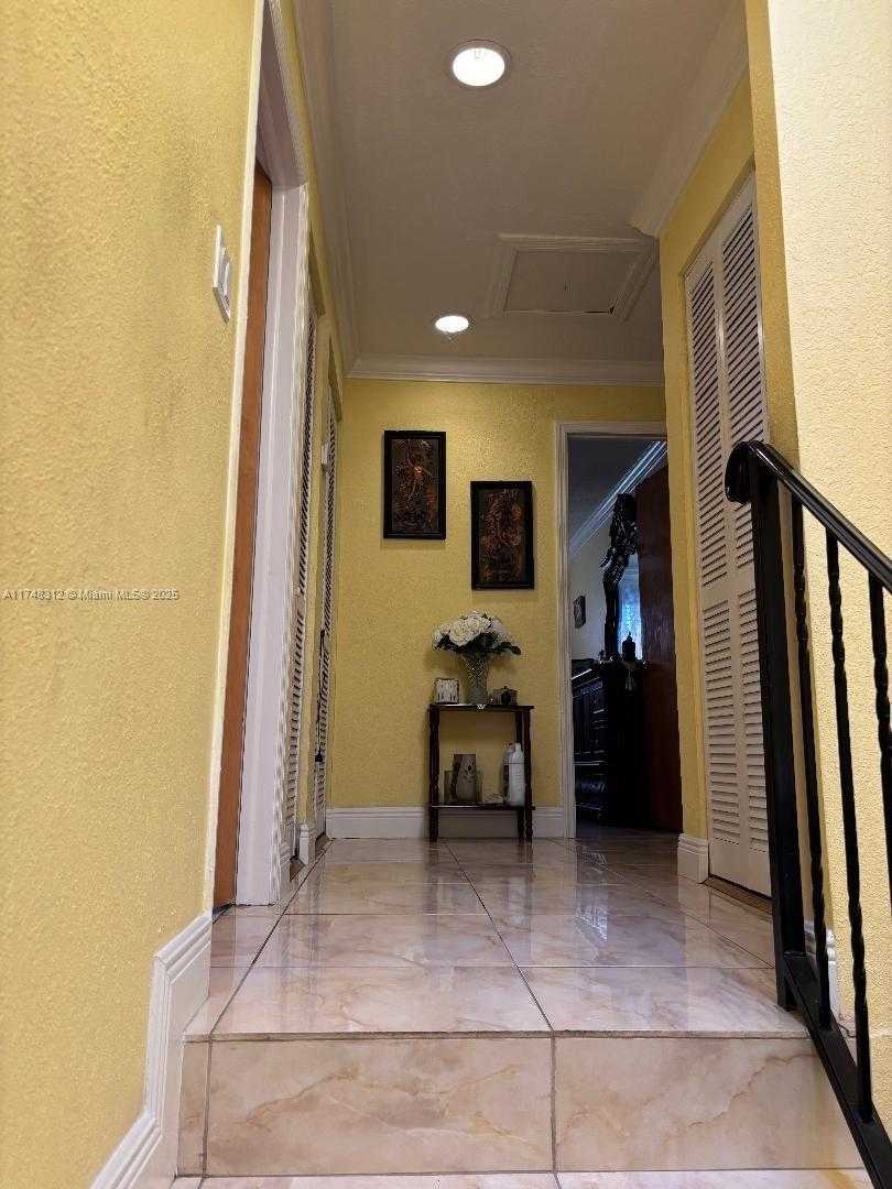 Small Image of 4141 WEST 4TH AVE, Hialeah Number 6