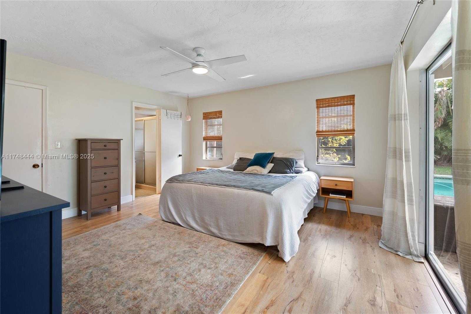 Small Image of 940 SOUTH WEST 52ND AVE, Plantation Number 12