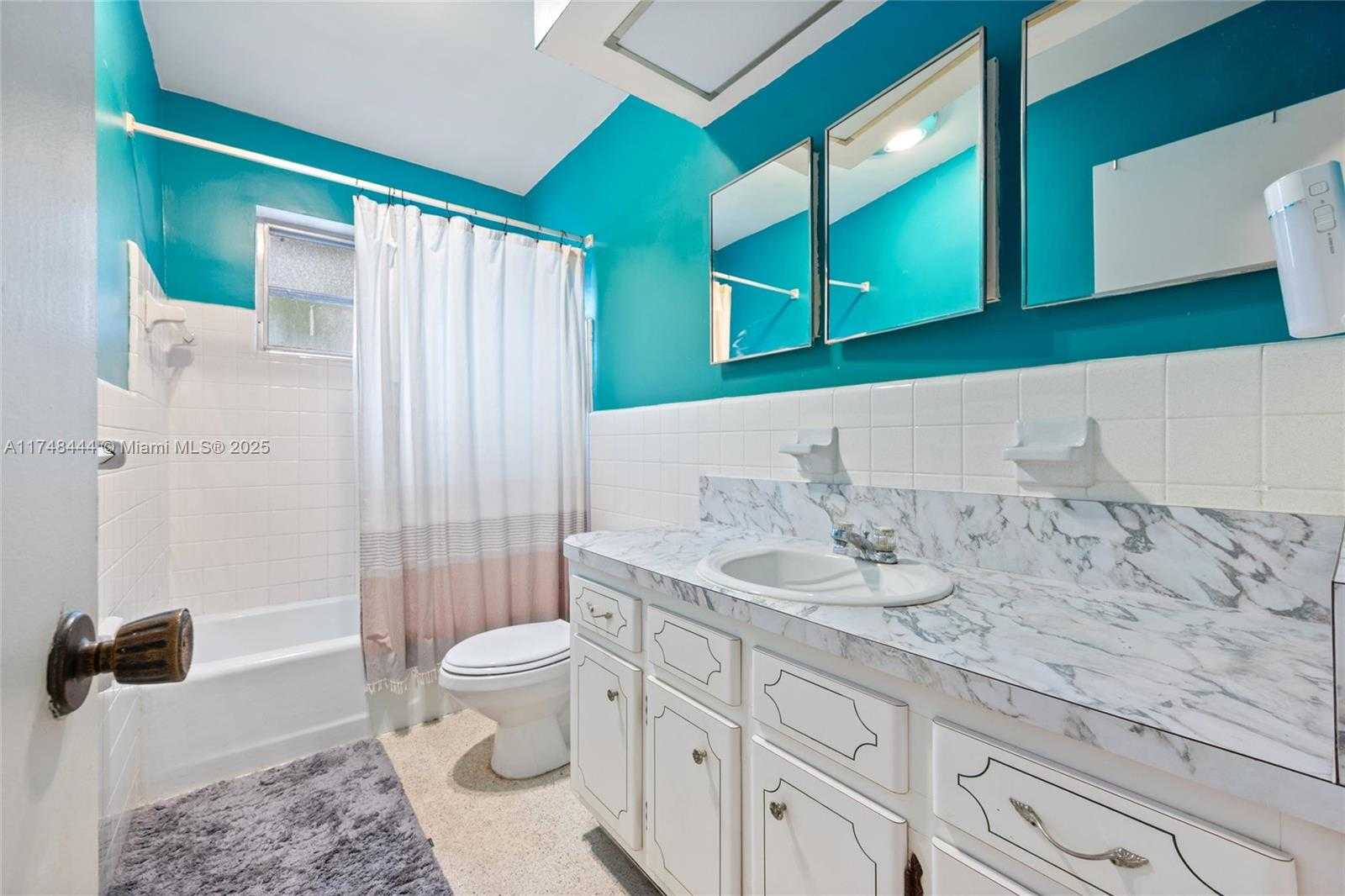 Small Image of 940 SOUTH WEST 52ND AVE, Plantation Number 19