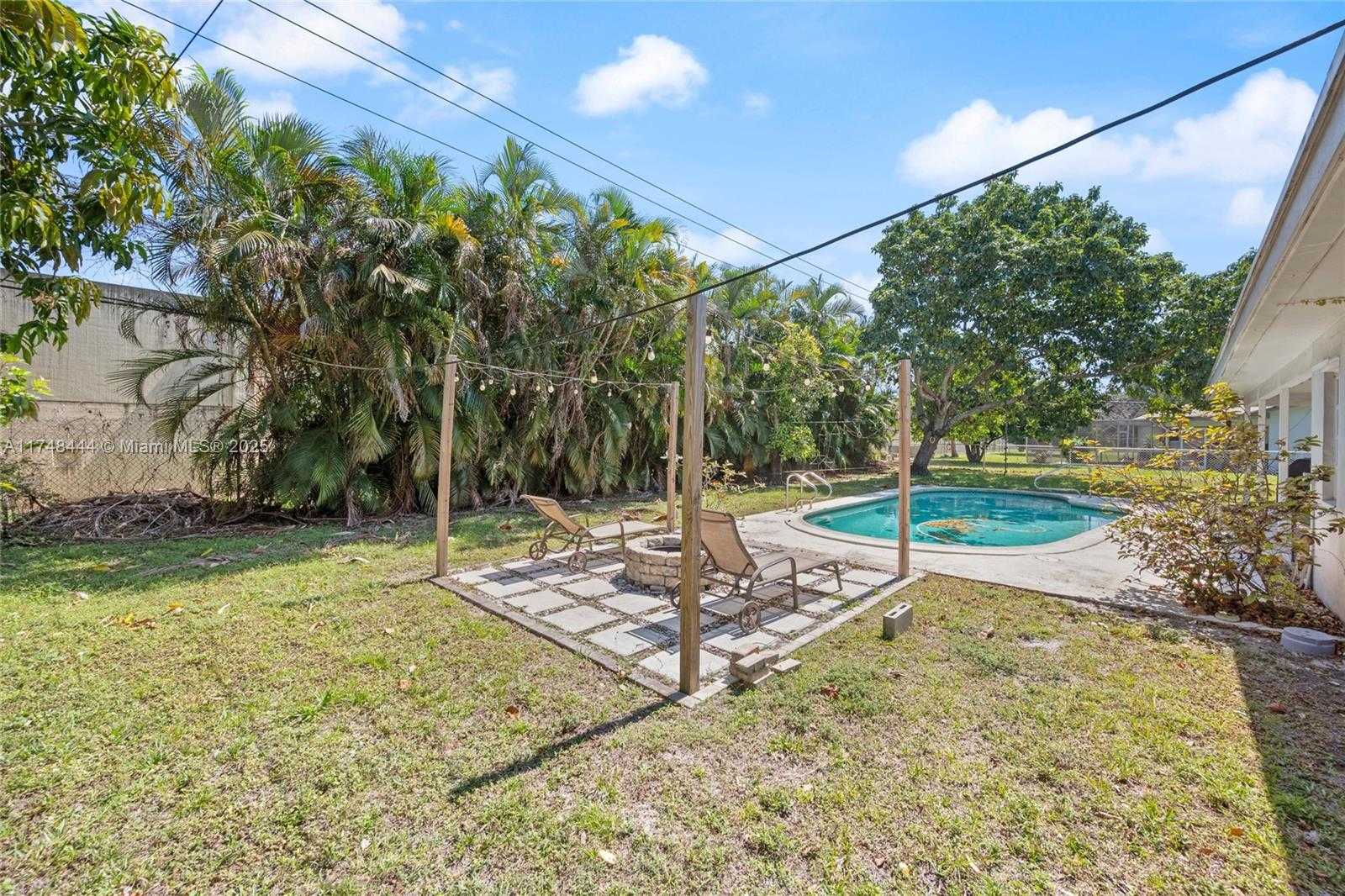 Small Image of 940 SOUTH WEST 52ND AVE, Plantation Number 21