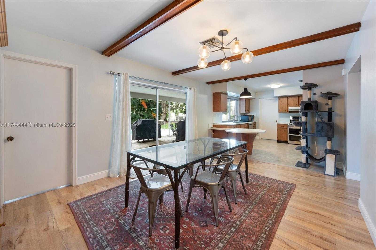 Small Image of 940 SOUTH WEST 52ND AVE, Plantation Number 5