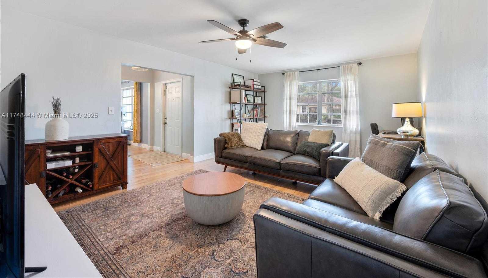 Small Image of 940 SOUTH WEST 52ND AVE, Plantation Number 8